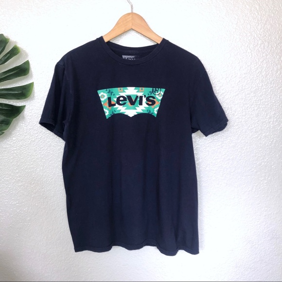 levis t shirt blue logo